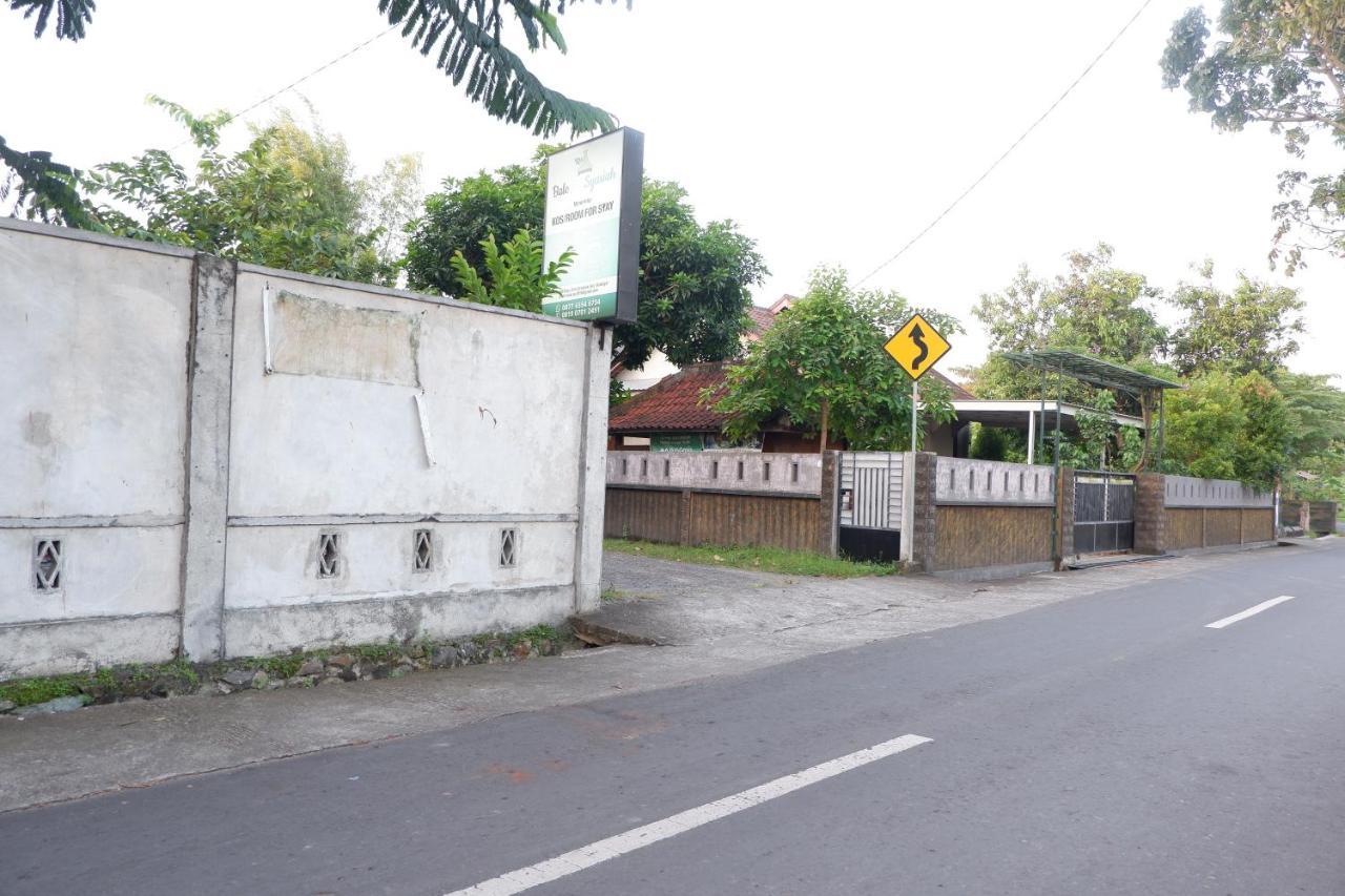 Reddoorz at Bale Eja Syariah Senggigi Apartment Montongbuwoh Bagian luar foto